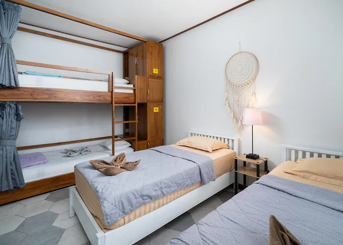 Interconnection Hostel