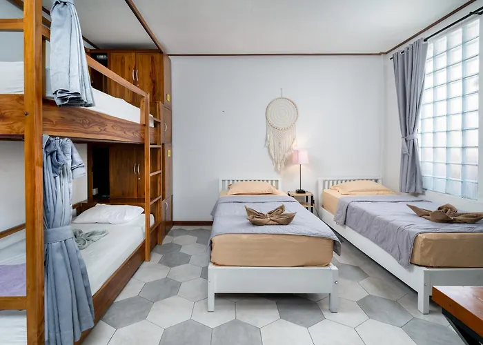 Interconnection Hostel
