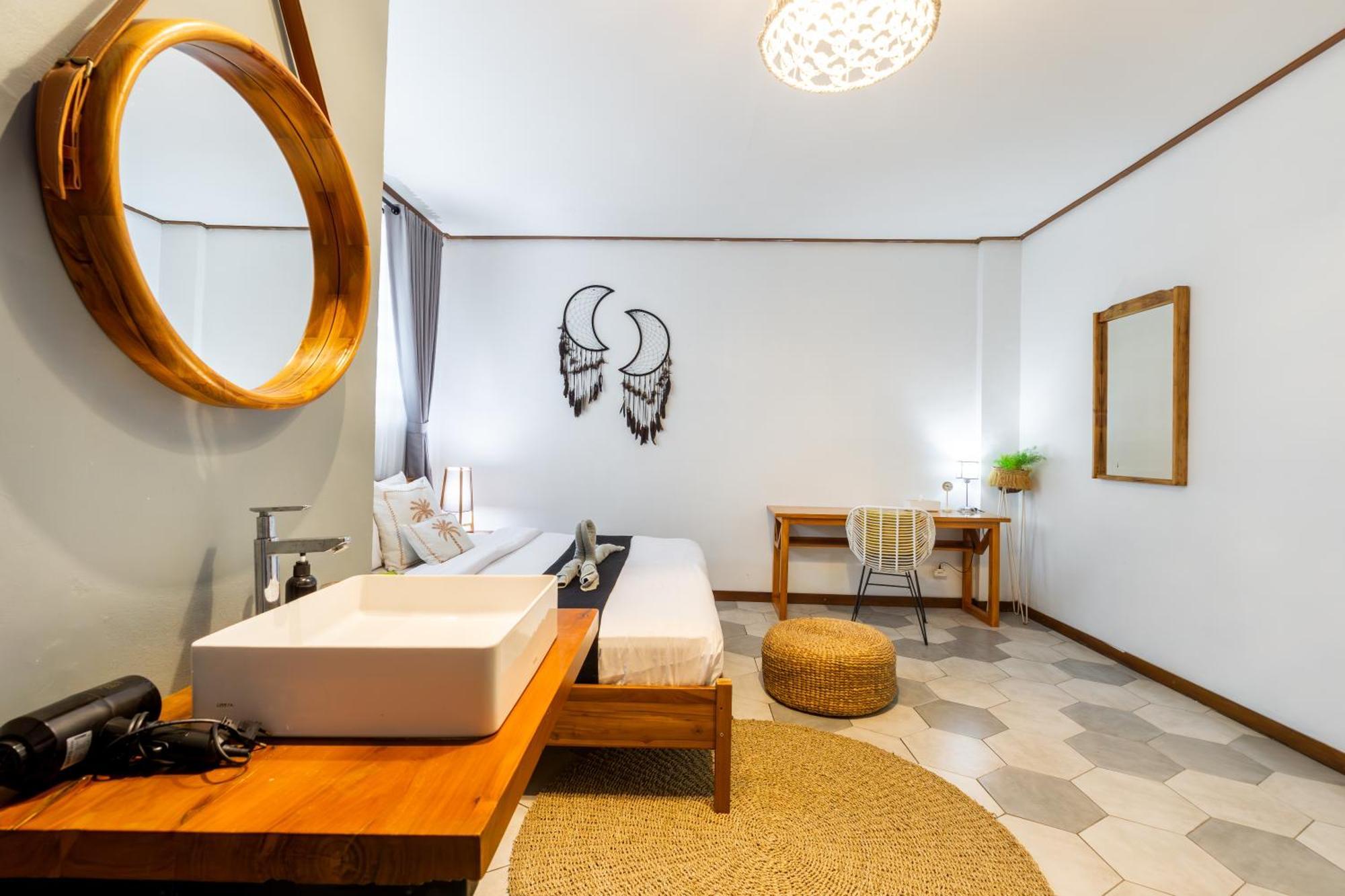 Hostel Interconnection